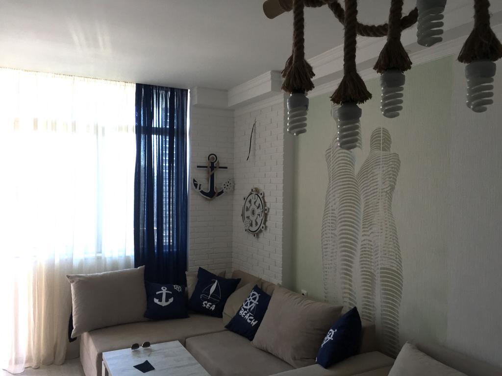 Stars Apartment バトゥーミ エクステリア 写真