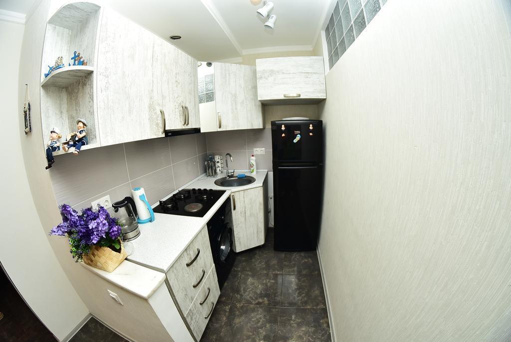 Stars Apartment バトゥーミ エクステリア 写真