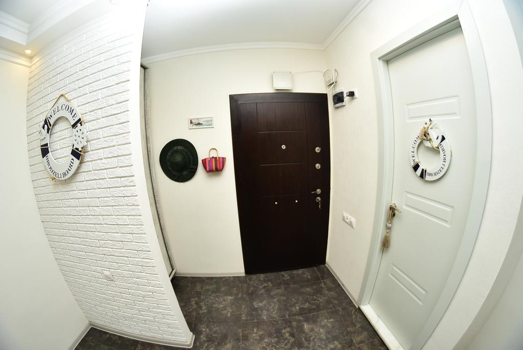 Stars Apartment バトゥーミ エクステリア 写真