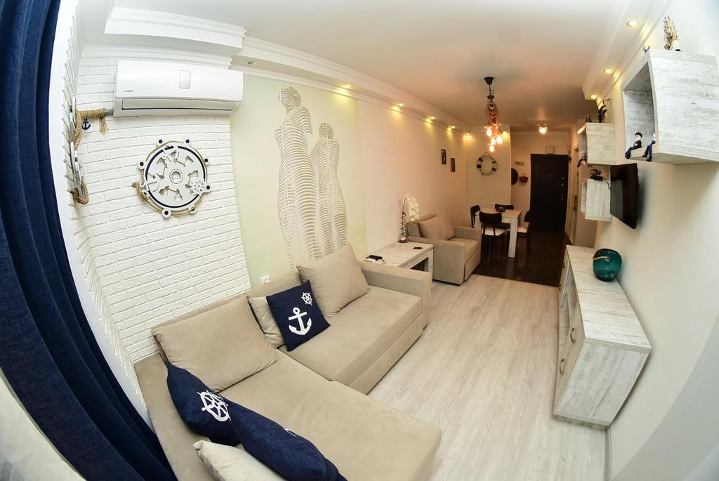 Stars Apartment バトゥーミ エクステリア 写真