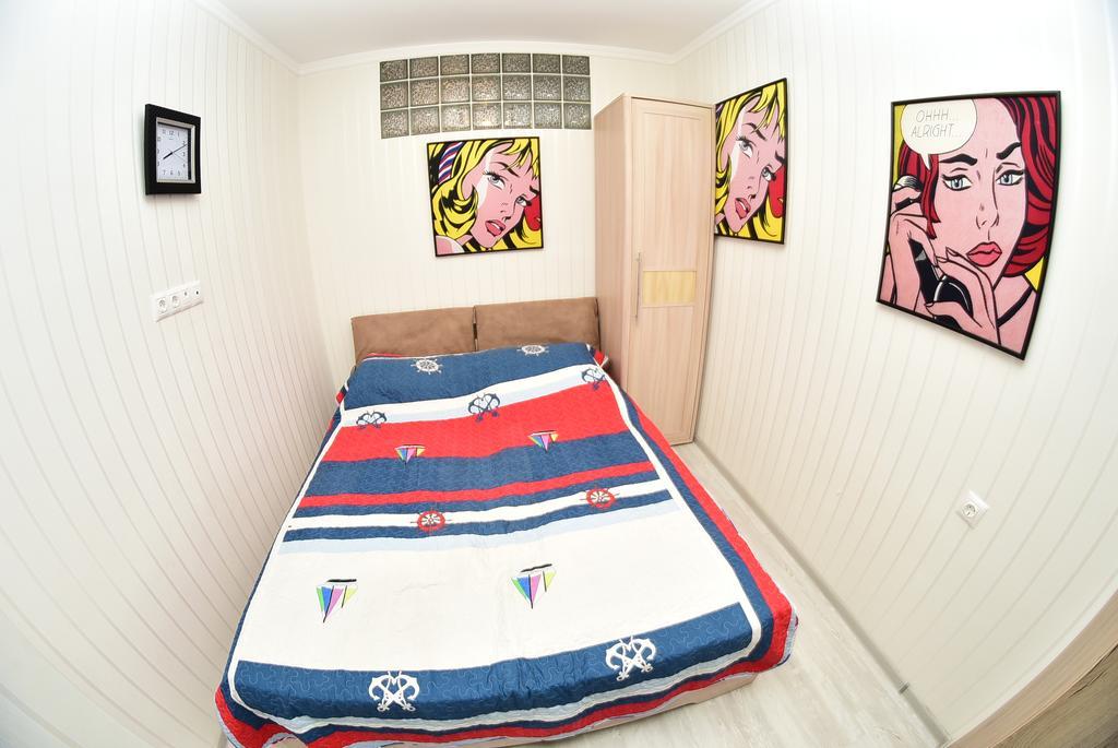 Stars Apartment バトゥーミ エクステリア 写真