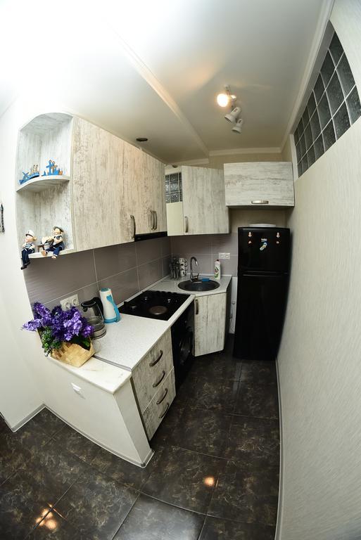 Stars Apartment バトゥーミ エクステリア 写真
